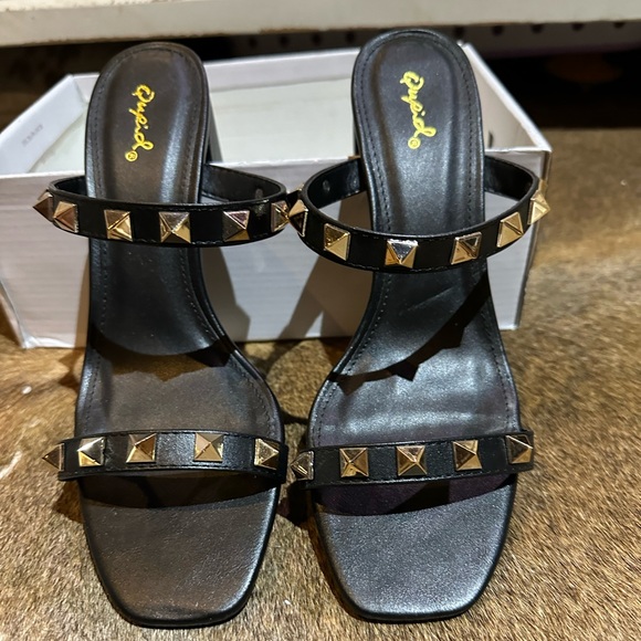 Qupid Shoes - Qupid Studded Strappy Heels - NWOT